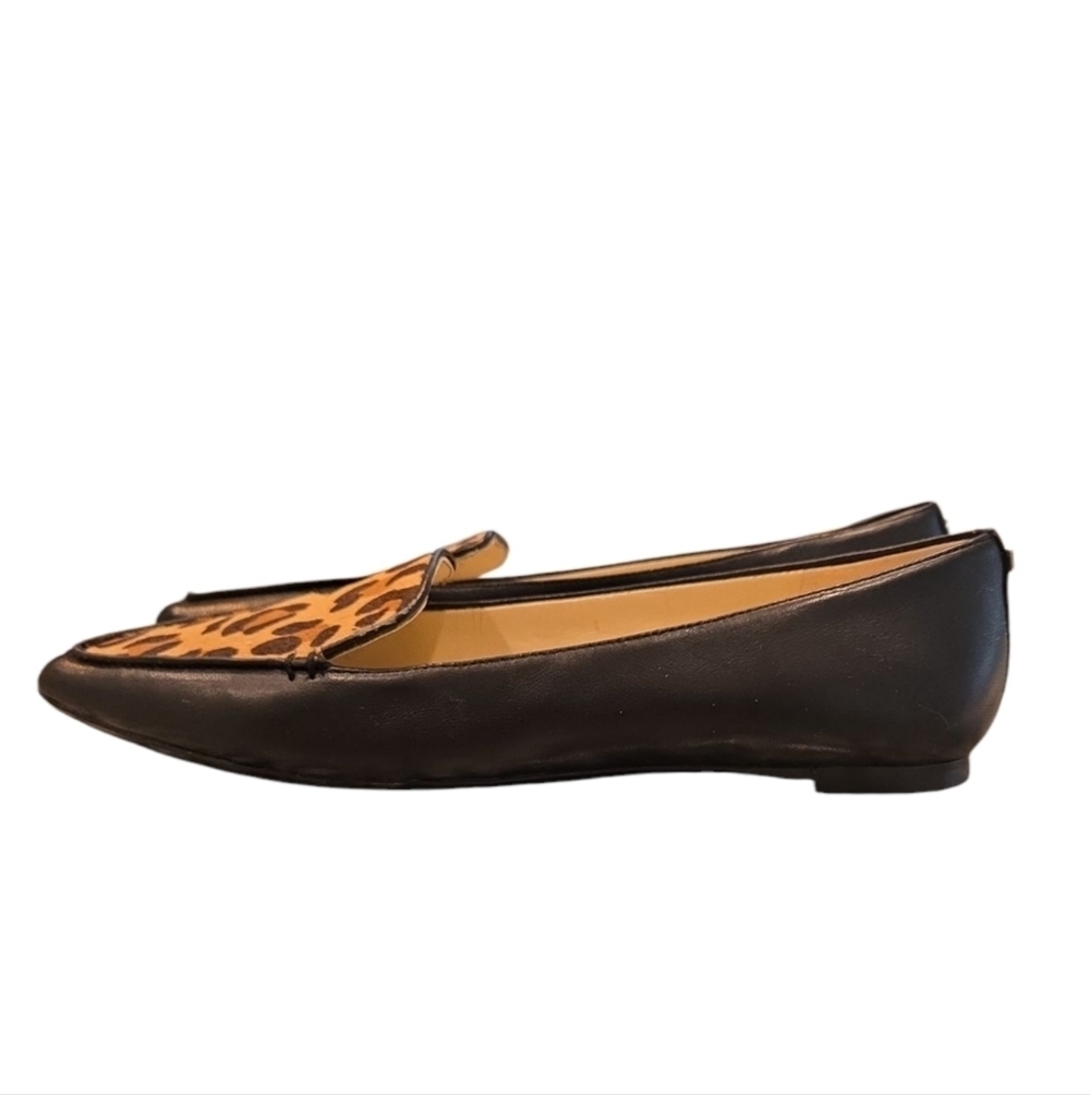 KARL LAGERFIELD PARIS DESTINE LEATHER/COW HAIR UPPER FLAT. SIZE 9.5
